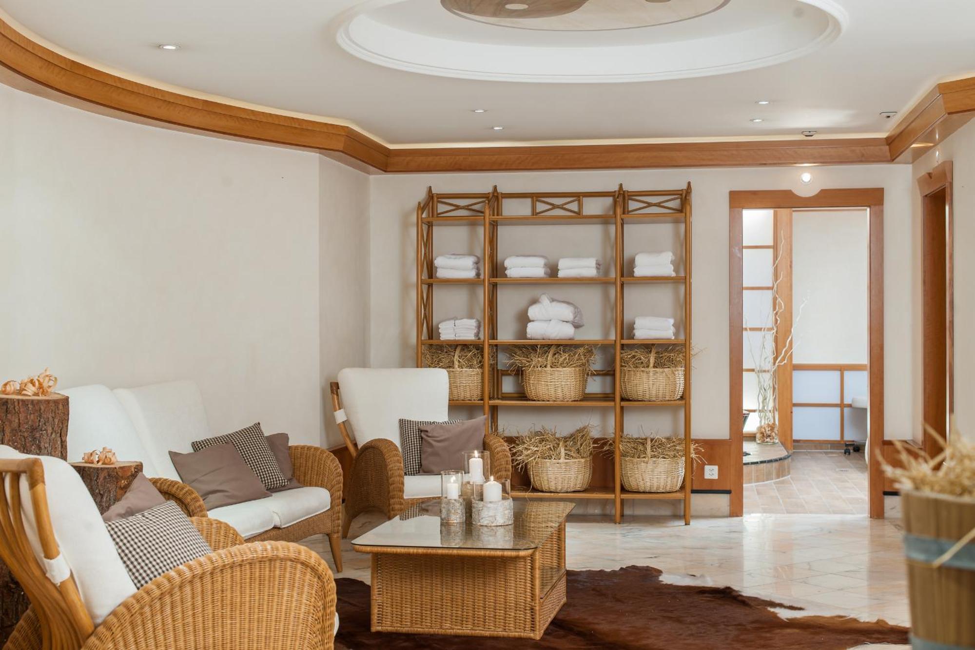 Chalet Silvretta Hotel & Spa ซัมเนาน์ ภายนอก รูปภาพ