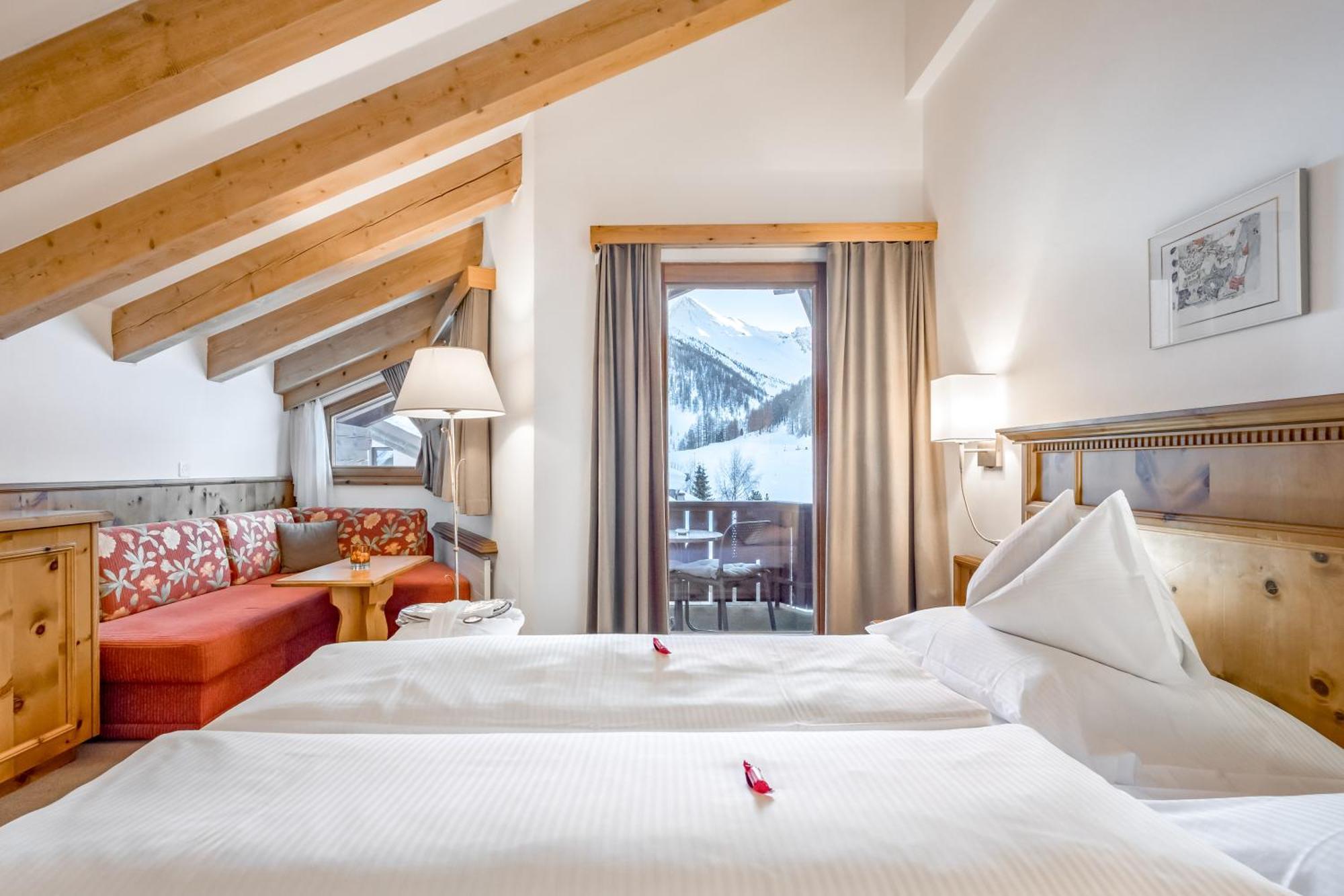 Chalet Silvretta Hotel & Spa ซัมเนาน์ ภายนอก รูปภาพ
