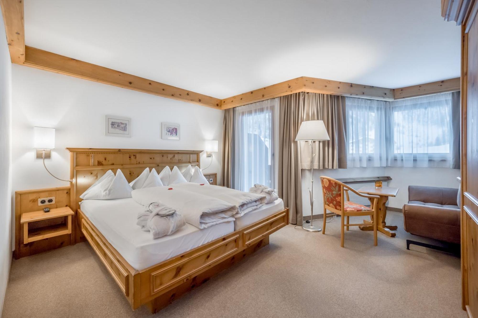 Chalet Silvretta Hotel & Spa ซัมเนาน์ ภายนอก รูปภาพ
