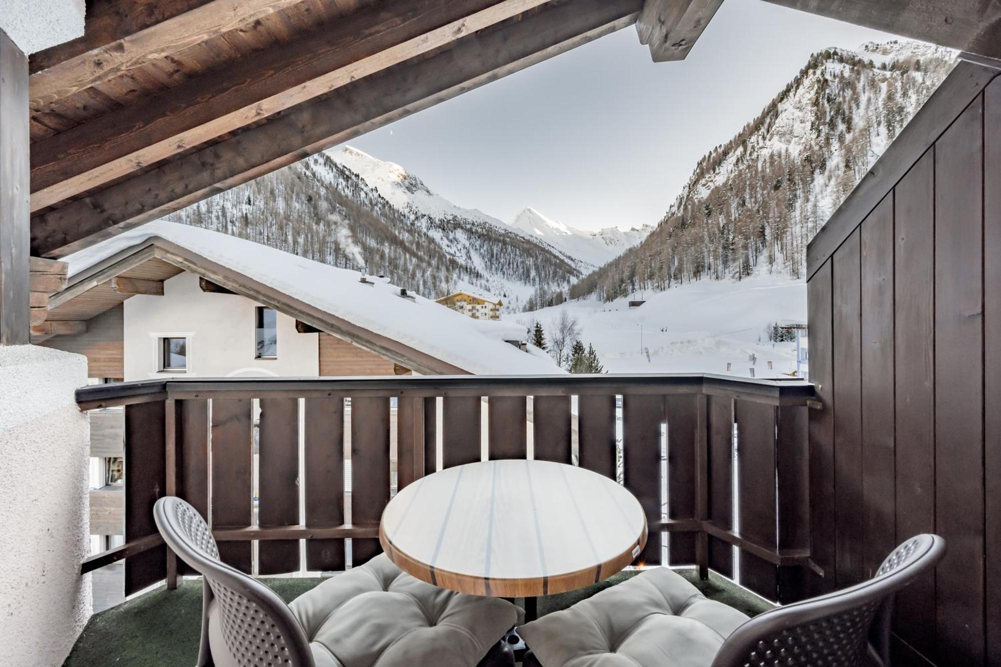 Chalet Silvretta Hotel & Spa ซัมเนาน์ ภายนอก รูปภาพ